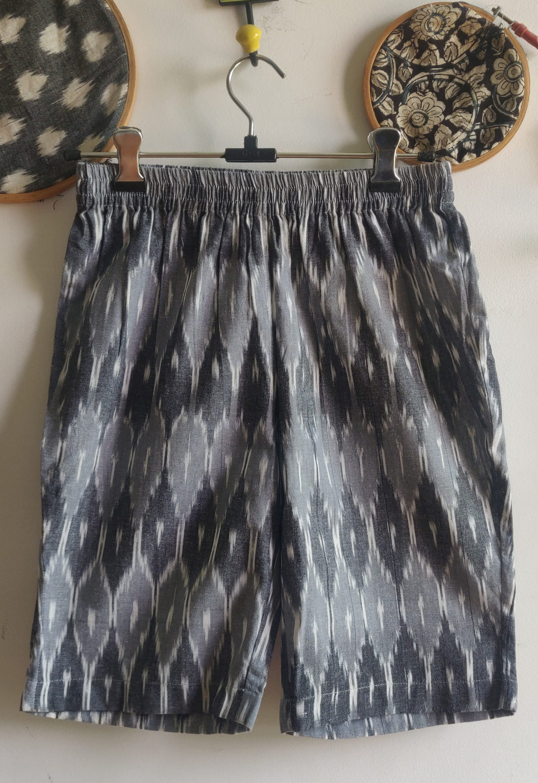 IKAT SHORTS