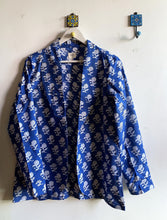 Load image into Gallery viewer, BLUE SHAWL JACKET
