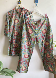 GREY FLORAL COTTON SLEEP WEAR