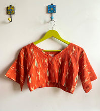 Load image into Gallery viewer, IKAT CROP TOP
