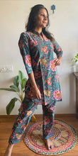 Load image into Gallery viewer, FLORAL COTTON SLEEP WEAR
